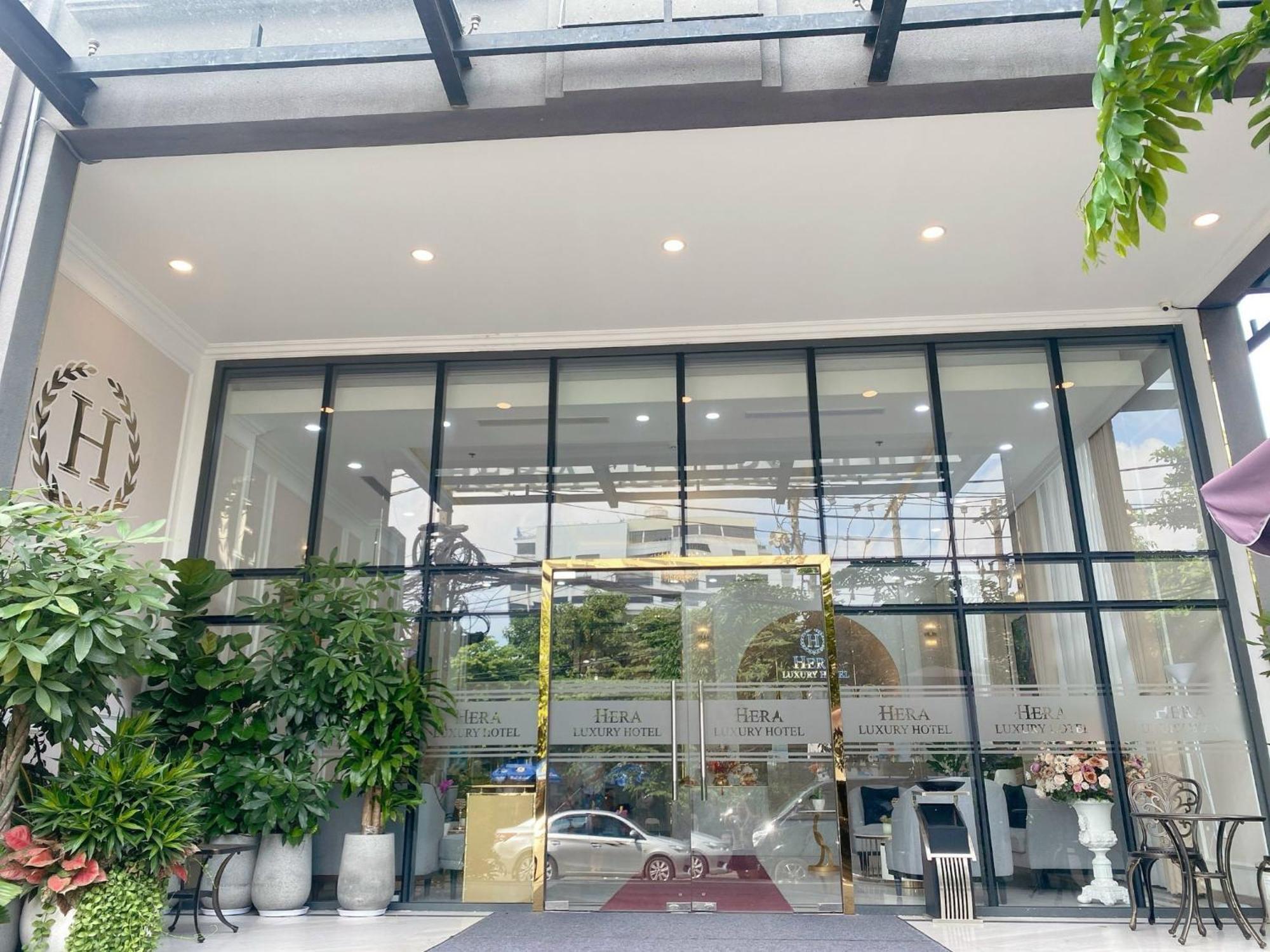 Hera Luxury Hotel Ho Chi Minh City Bagian luar foto