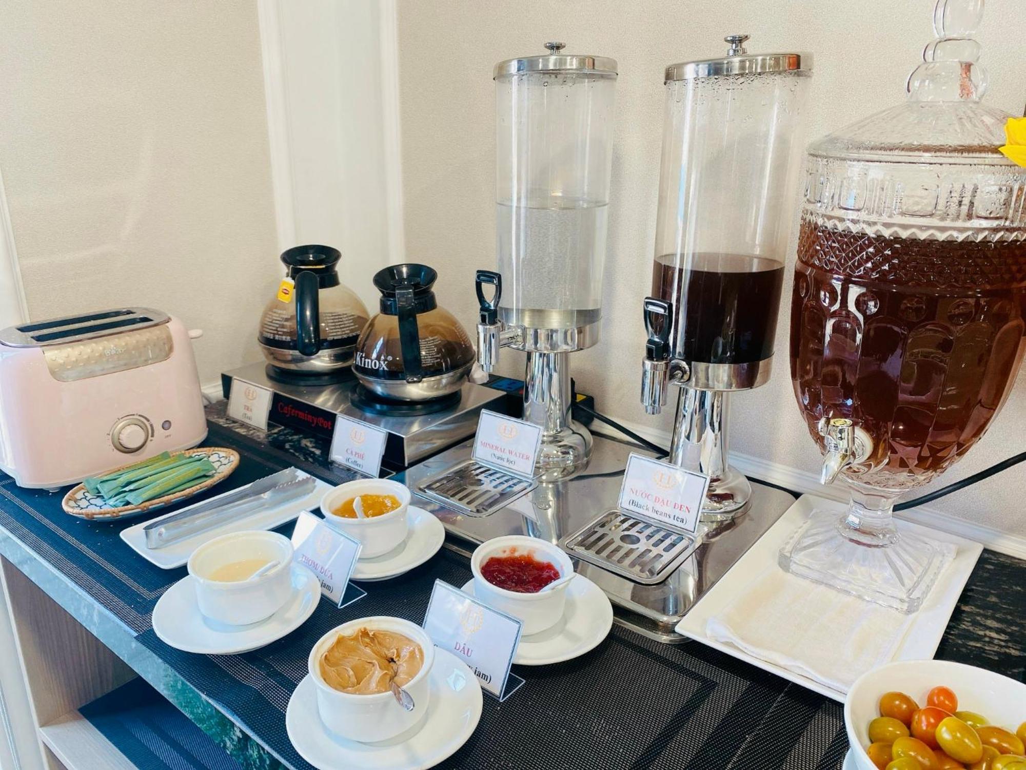 Hera Luxury Hotel Ho Chi Minh City Bagian luar foto
