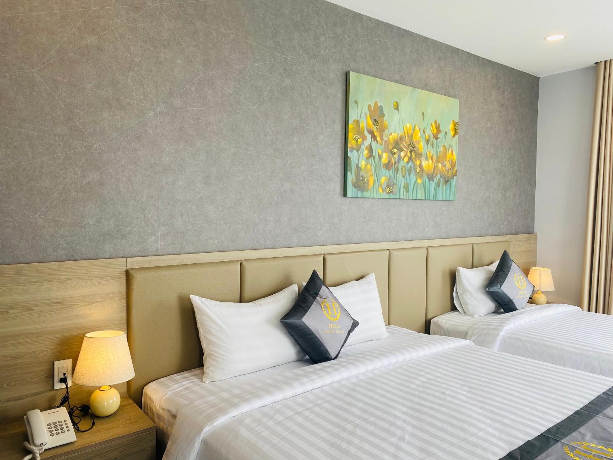 Hera Luxury Hotel Ho Chi Minh City Bagian luar foto