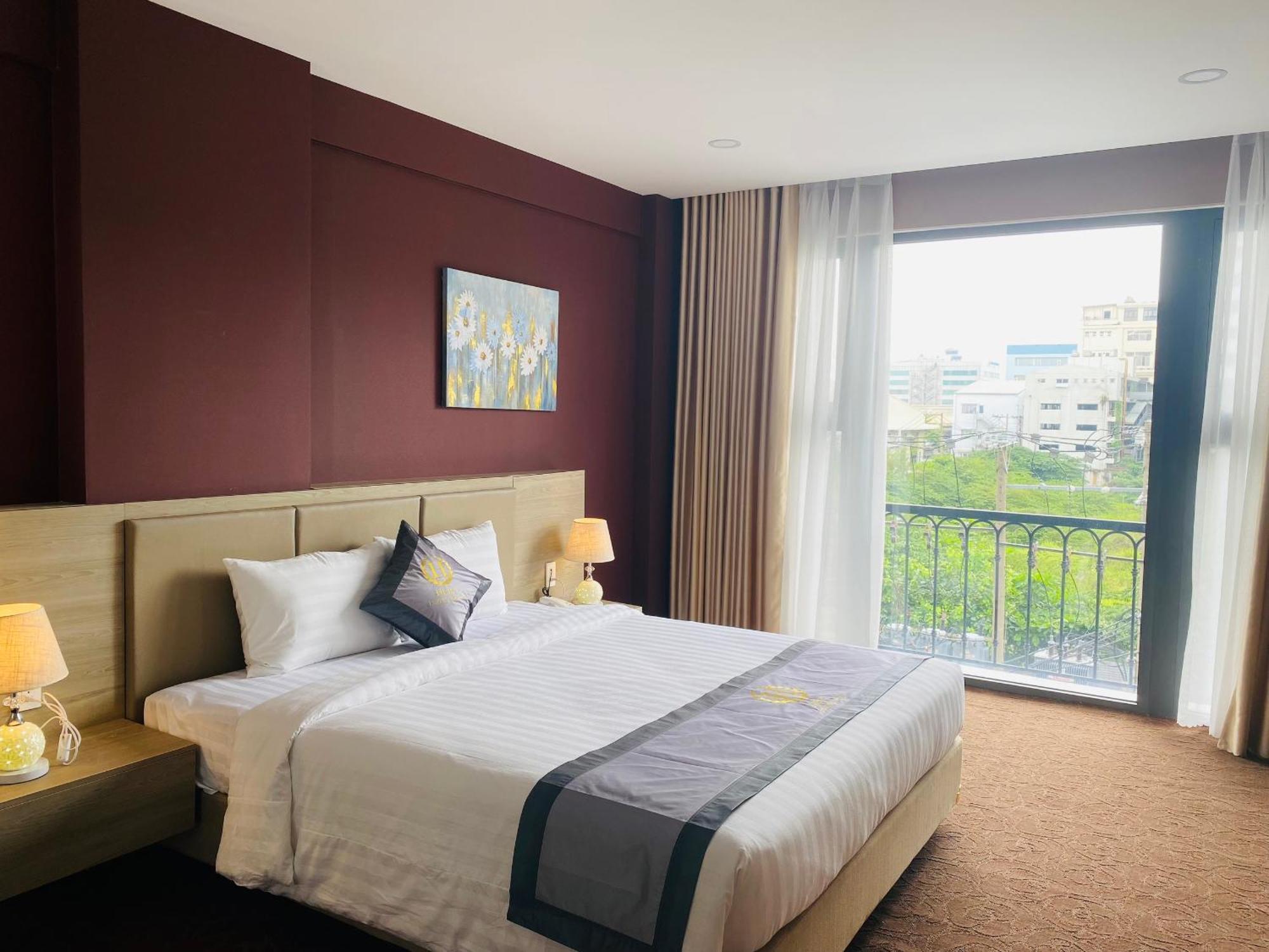 Hera Luxury Hotel Ho Chi Minh City Bagian luar foto