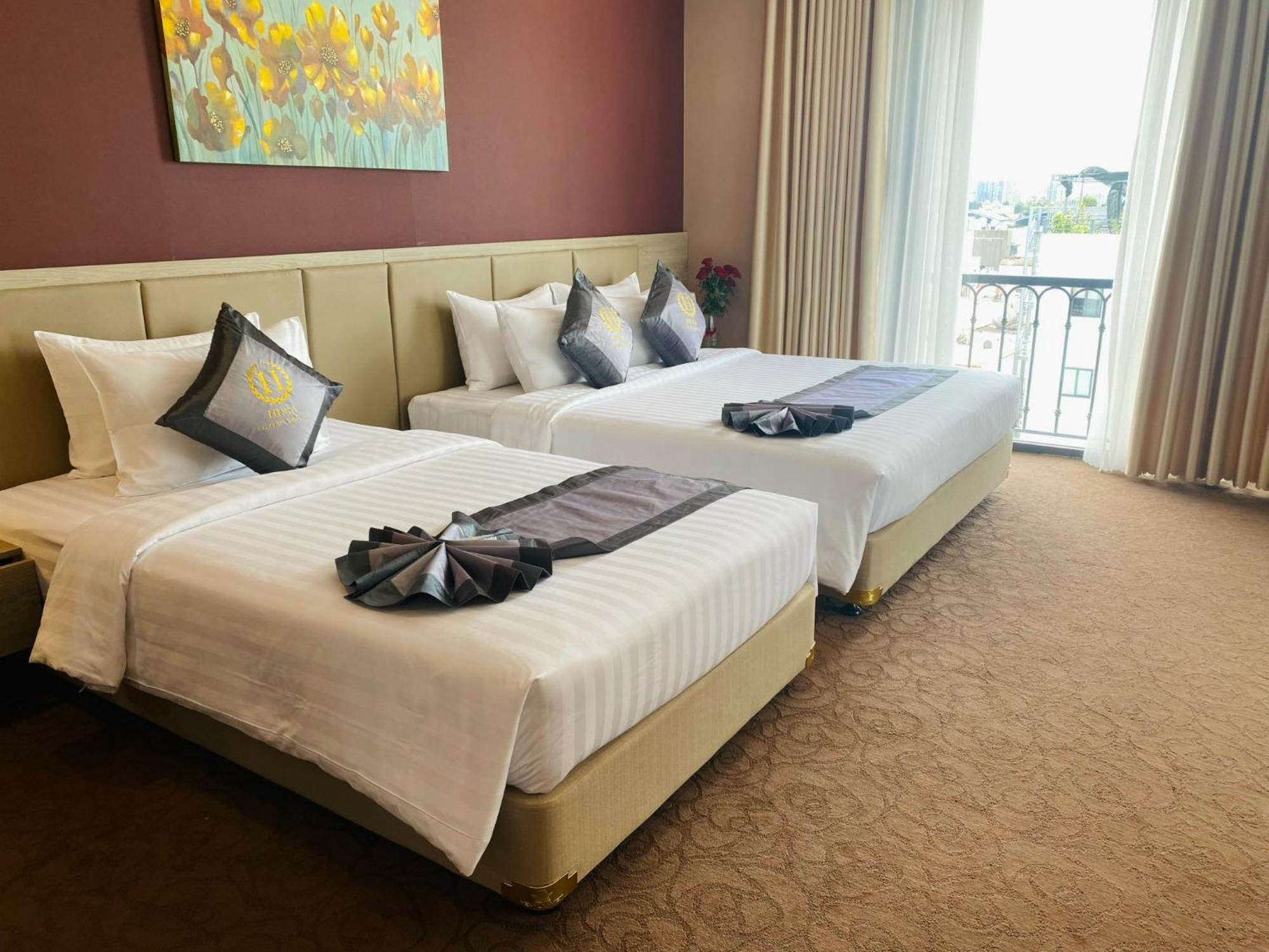 Hera Luxury Hotel Ho Chi Minh City Bagian luar foto